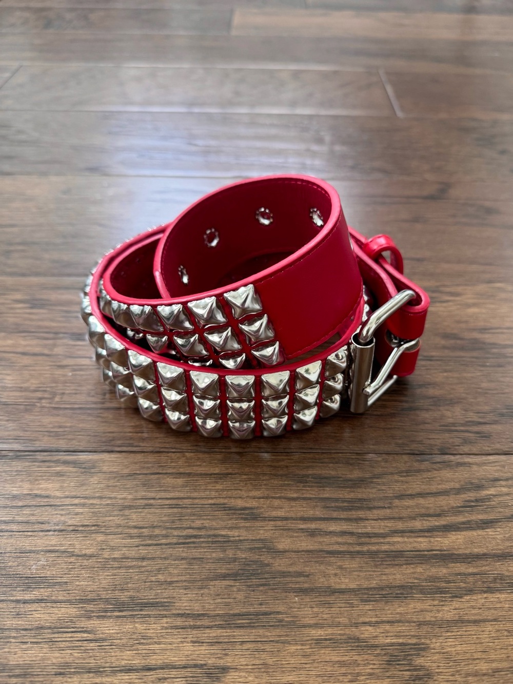 EUC Red Silver Studded Punk Women’s Belt